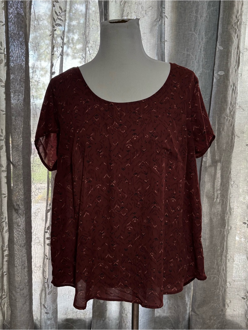 torrid Burgundy Short Sleeve Scoop Neck Blouse